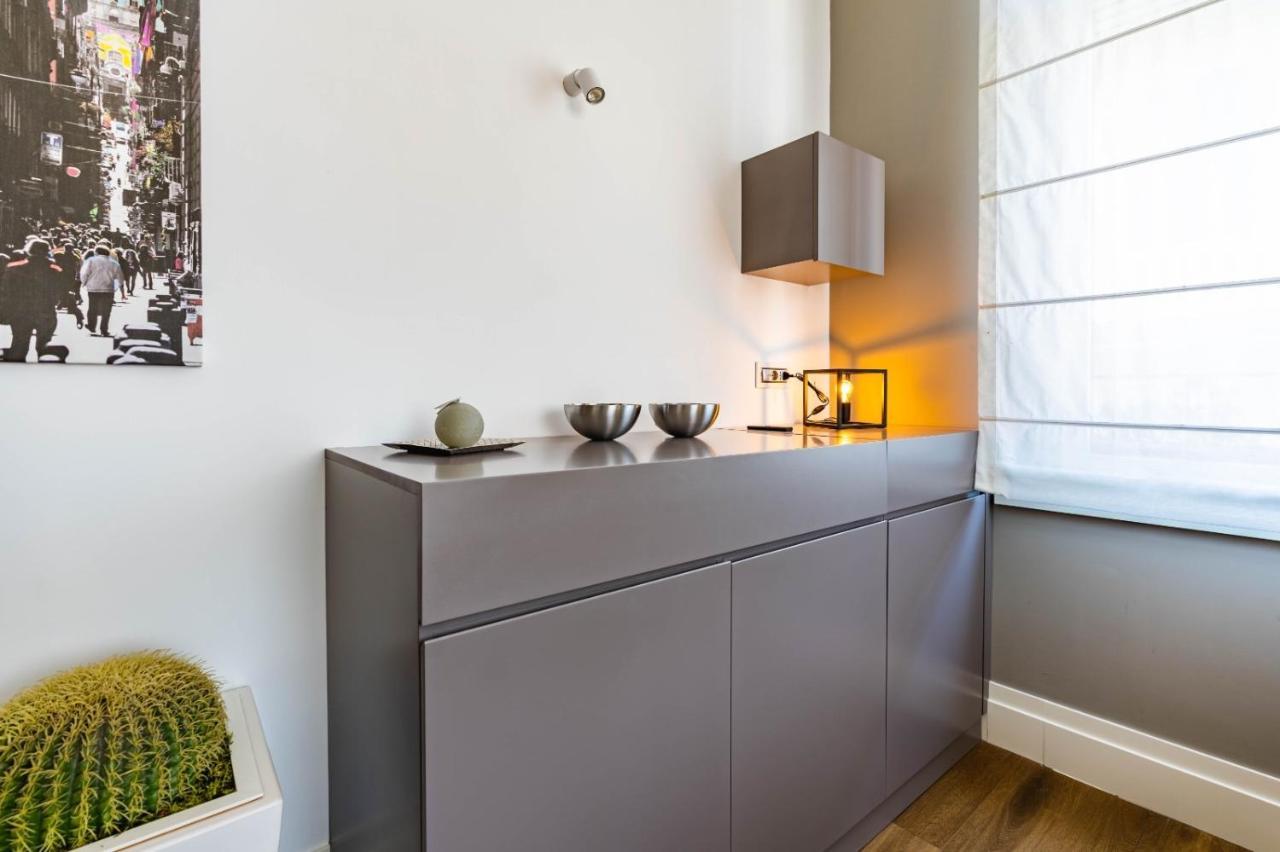 Ad Maiora Boutique Suite نابولي المظهر الخارجي الصورة