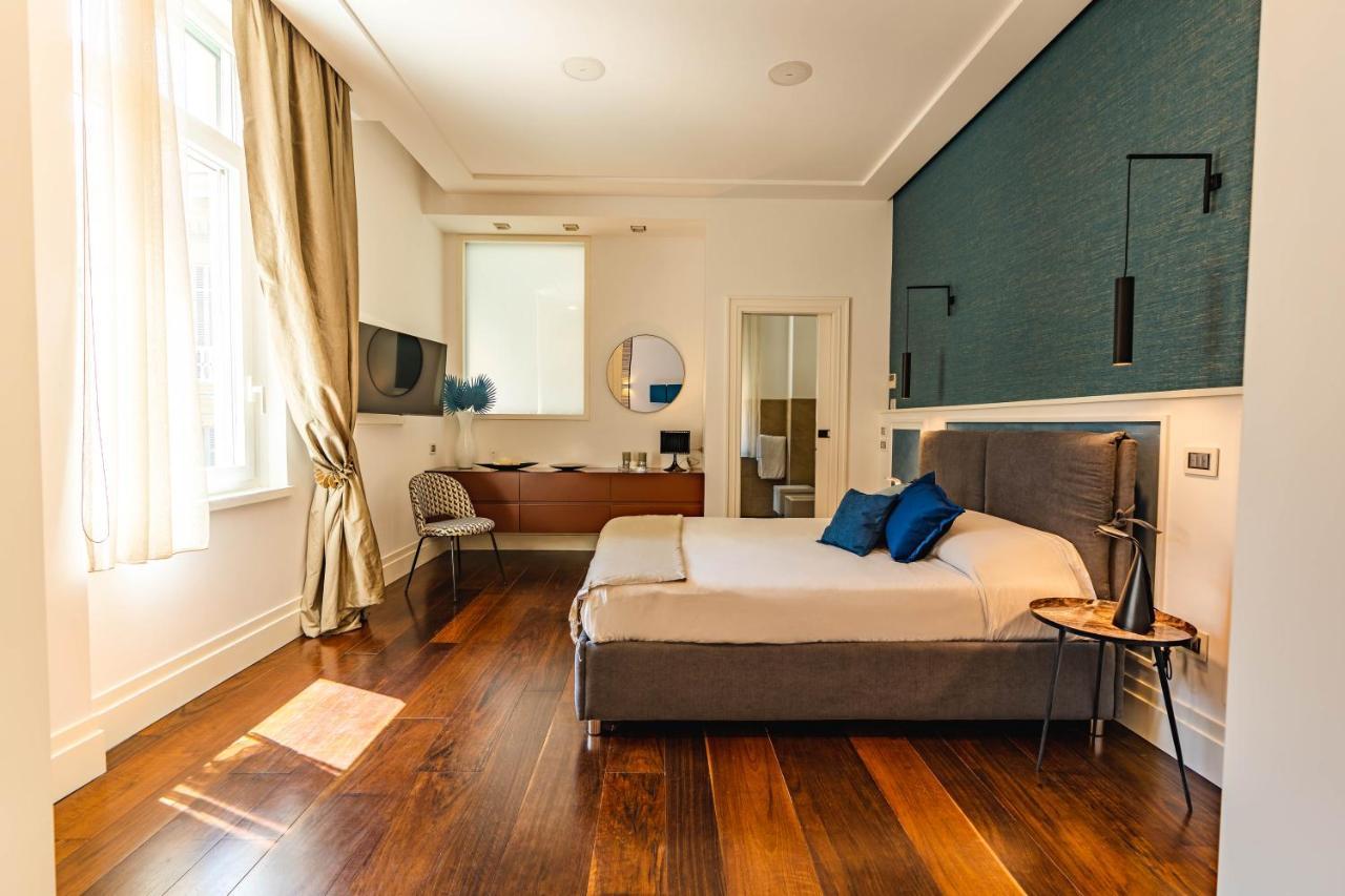 Ad Maiora Boutique Suite نابولي المظهر الخارجي الصورة