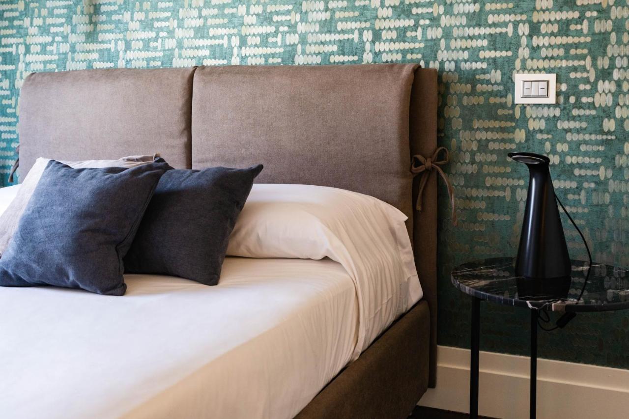 Ad Maiora Boutique Suite نابولي المظهر الخارجي الصورة