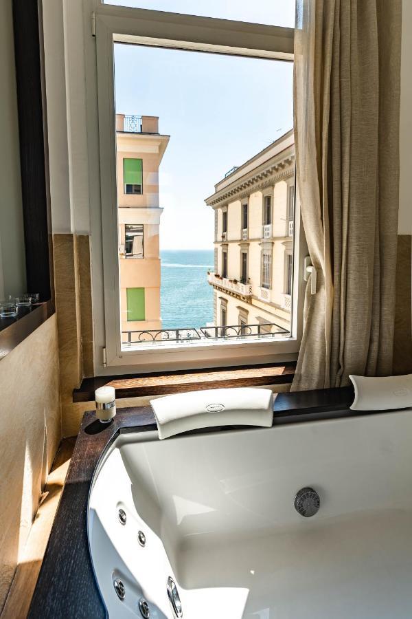 Ad Maiora Boutique Suite نابولي المظهر الخارجي الصورة